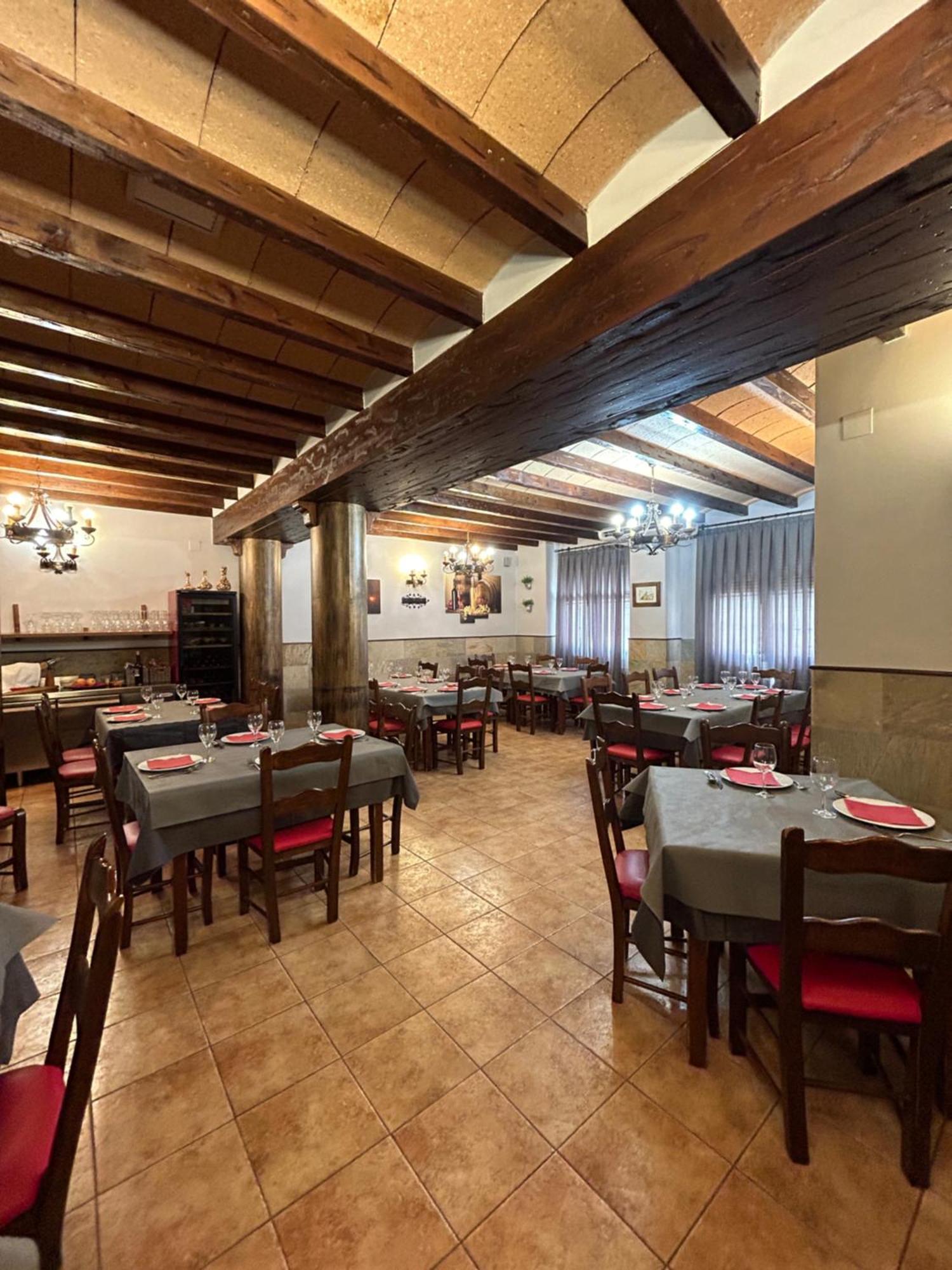 Hostal Restaurante Morote Cano Lezuza Luaran gambar
